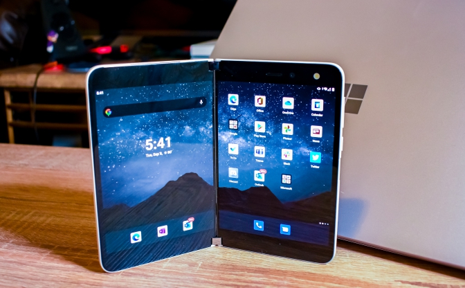 微软Surface Duo折叠屏手机评测