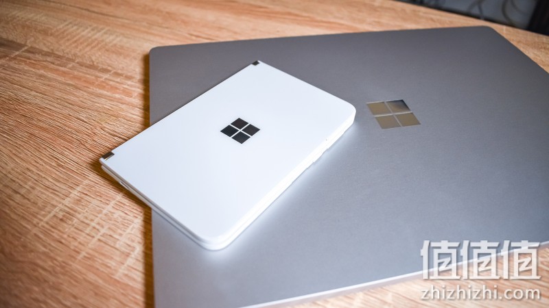 微软Surface Duo折叠屏手机评测