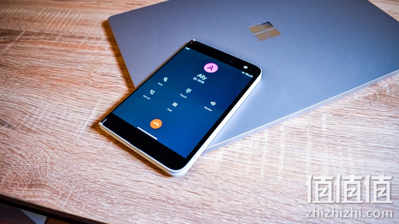 微软Surface Duo折叠屏手机评测