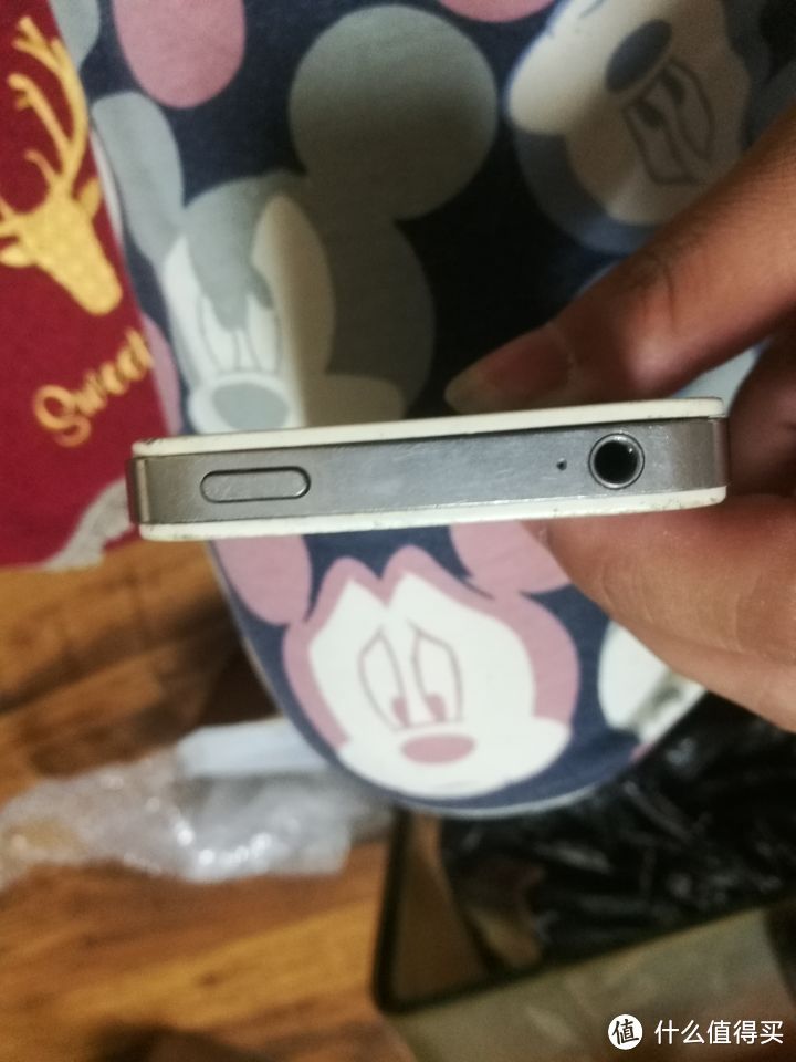 低成本手机拆机装裱框制作教程（DIY iPhone拆机裱框摆件）